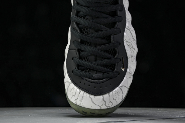 Nike Air Foamposite One Tekken 8 Jin Kazama HF6367-001