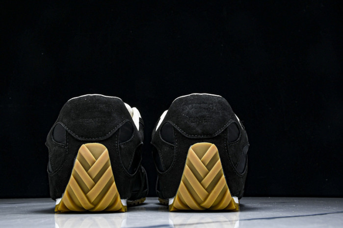 bo*te*ga Ve*ne*ta sneaker copshpe bv-70