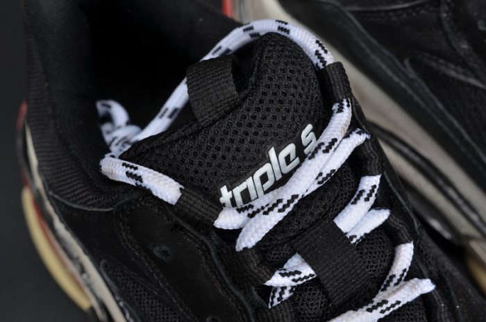 bl 17fw triple s trainer black/ red mens w05m23972